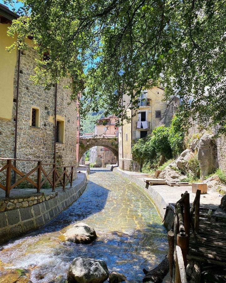 Campagna Waterfalls View Suites Экстерьер фото