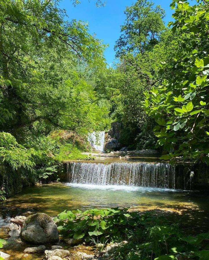 Campagna Waterfalls View Suites Экстерьер фото